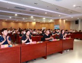 国务院新闻办举行见面会法拉利f1赛场上的成就有哪些2025年马拉松赛事一览表